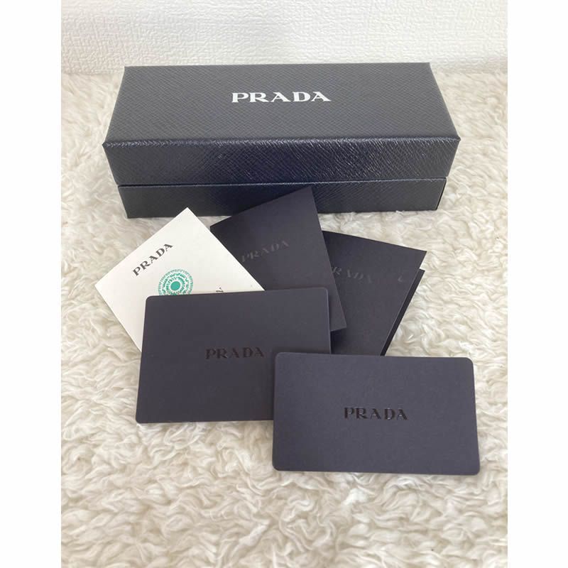 ☆即日発送可☆【PRADA（プラダ）】サフィアーノレザー