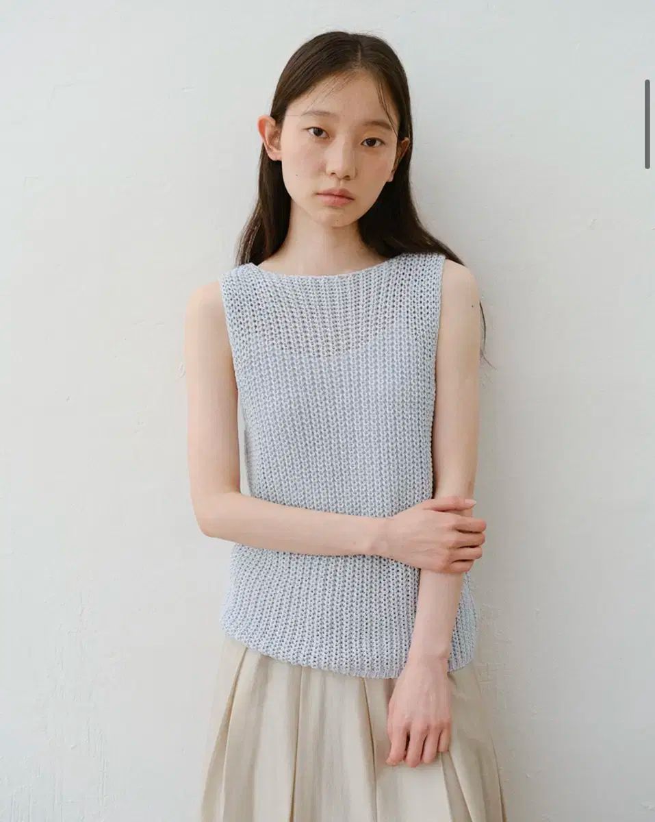 URAGO ウラゴ 論文 ニット ノースリーブ