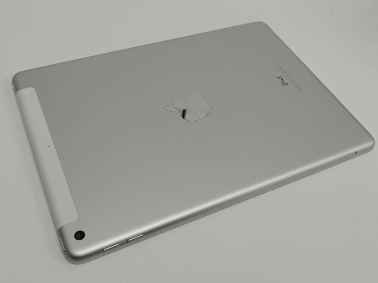 iPad 第6世代|セルラー|A1954|32GB