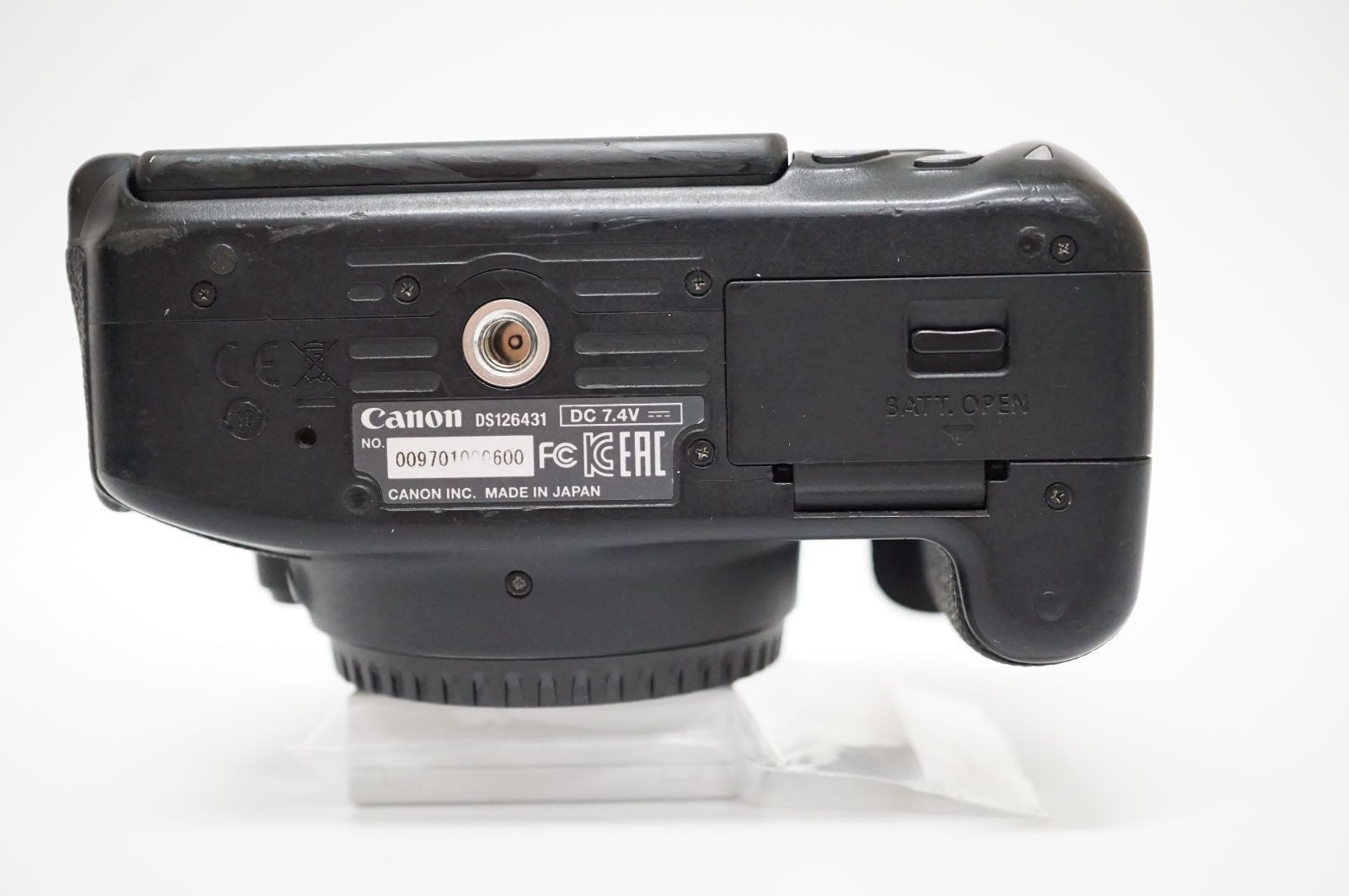 NIKON D600シャッター数5697枚 望遠,標準ズーム,ストロボセット NIKON D600シャッター数5697枚 望遠,標準ズーム,ストロボセット