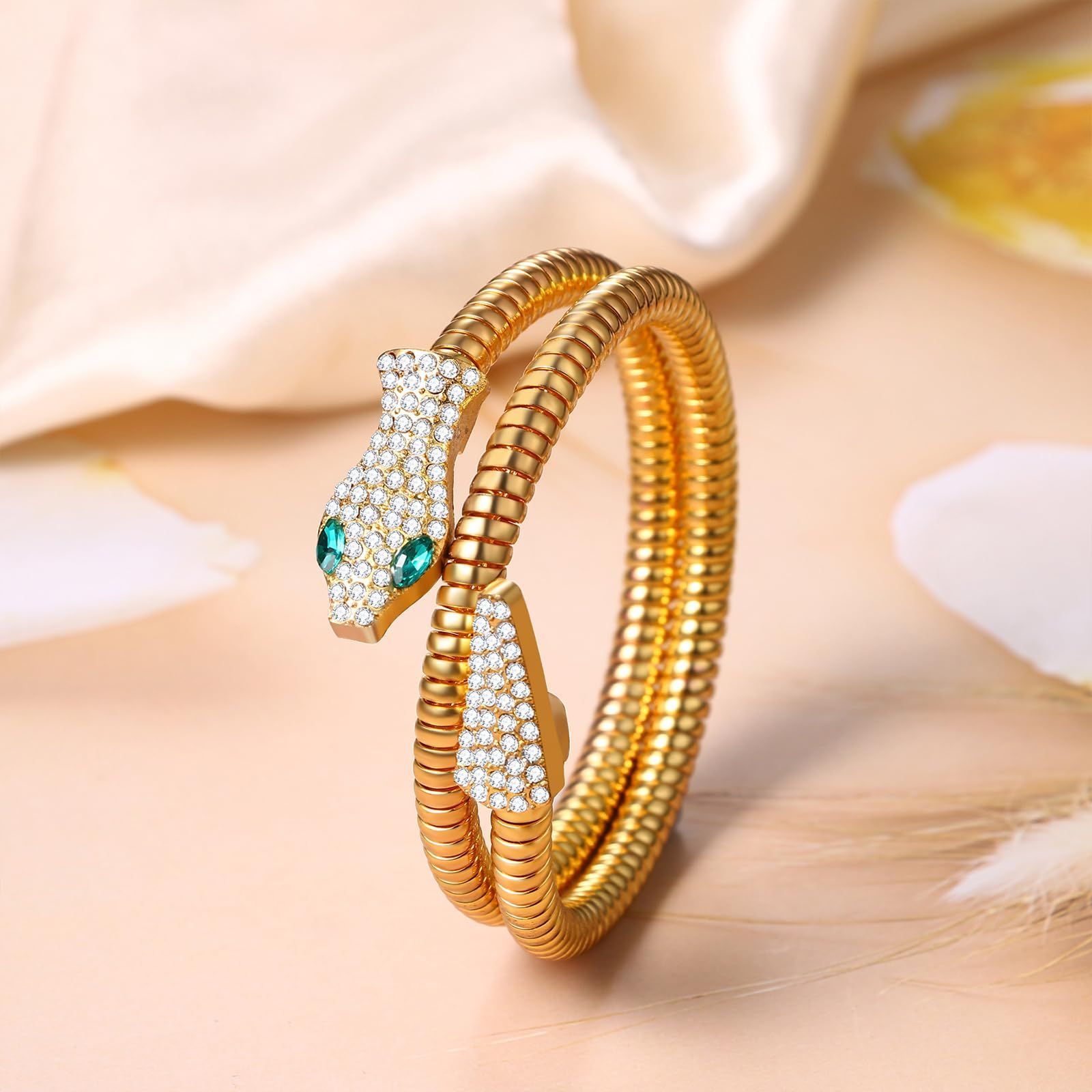 Tiffany & Co. バングル　スネーク　ブレスレット　ヘビ Tiffany & Co. シルバーバングル(プレスレット) スネーク 蛇