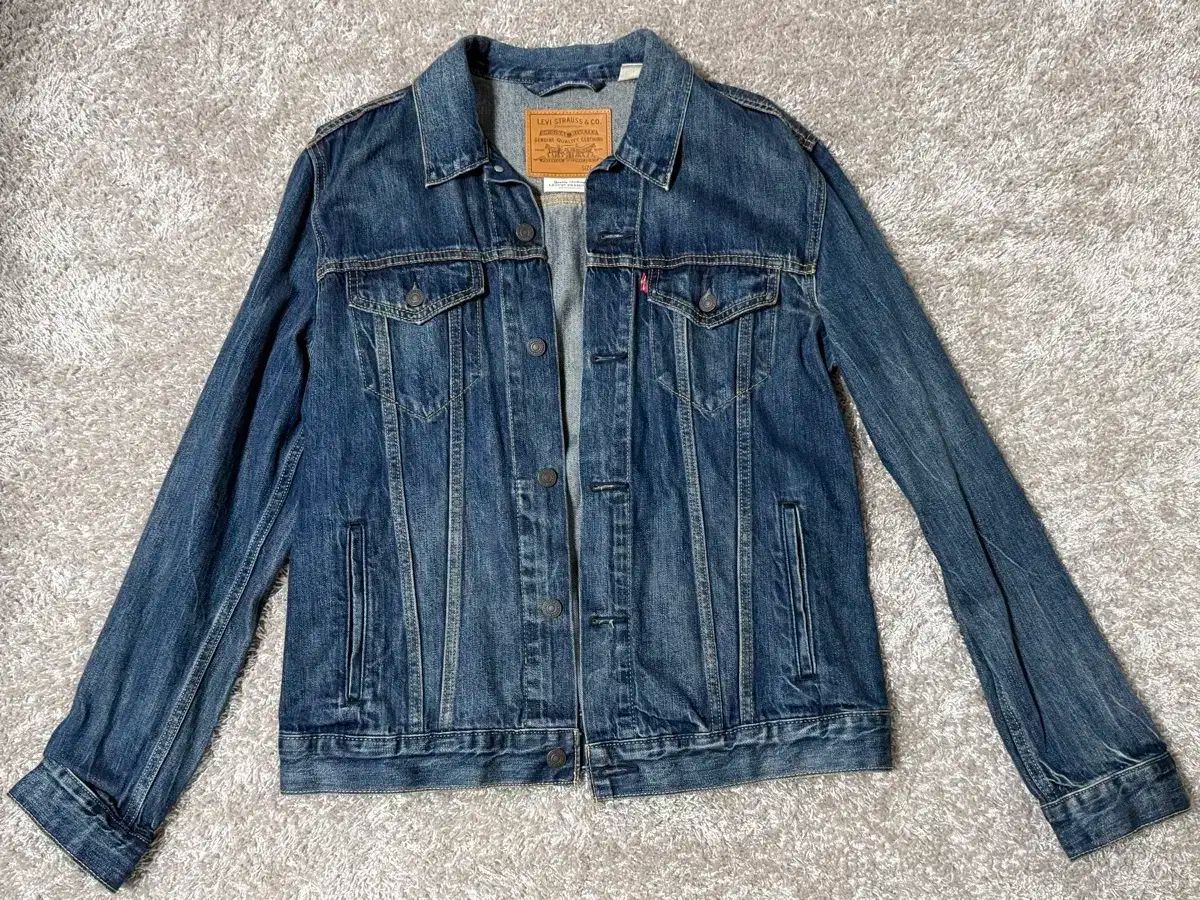 リーバイス トラッカー ジャケット 出品