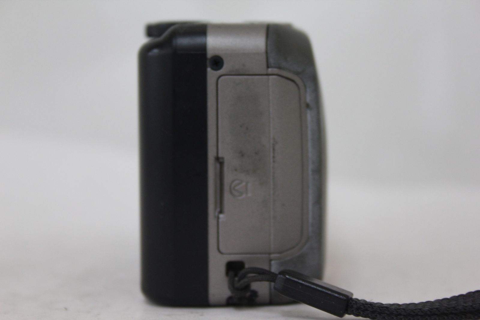 M5693