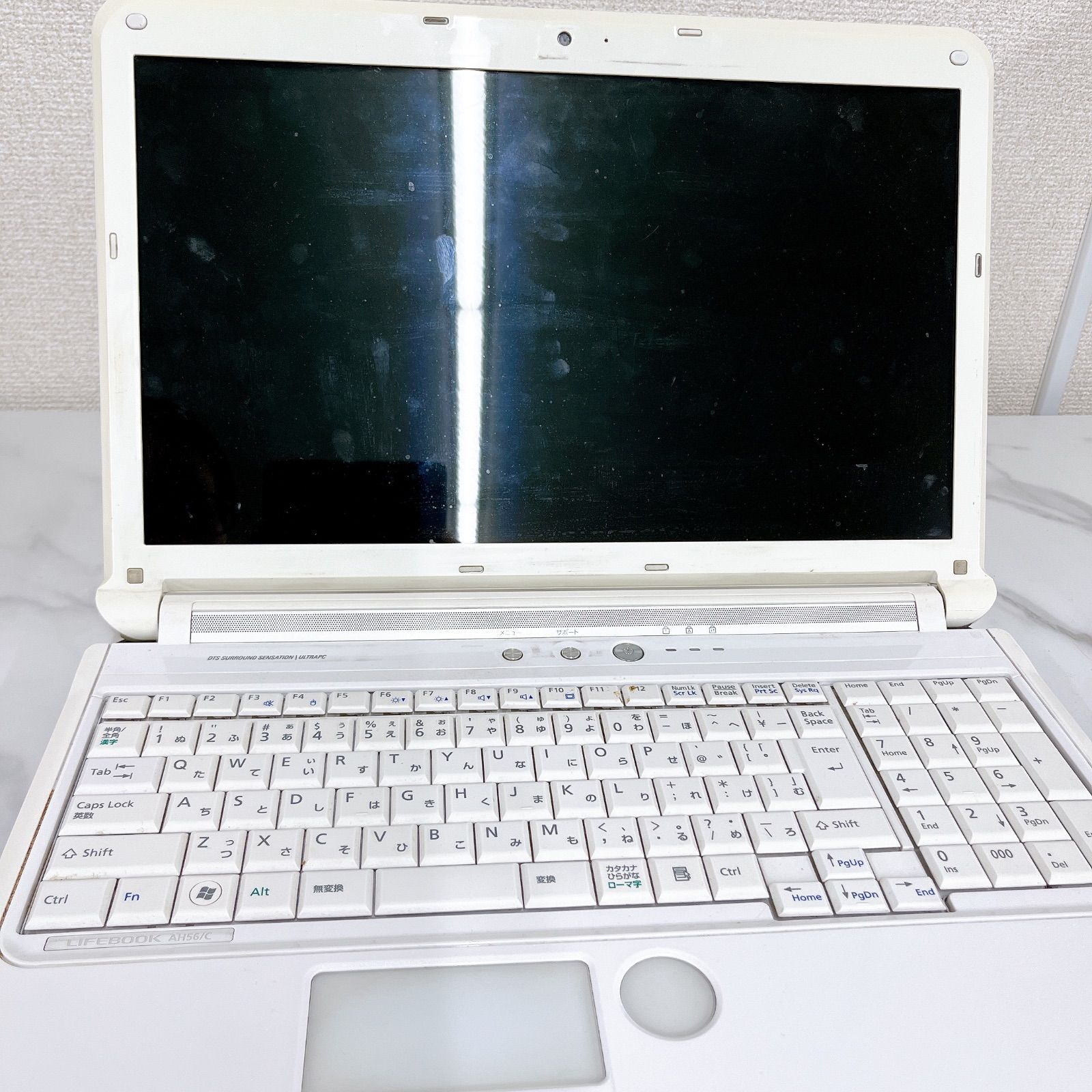 ！【通電確認済み】LIFEBOOK AH56/C FMVA56CW ノートパソコン【パソコン】【2】