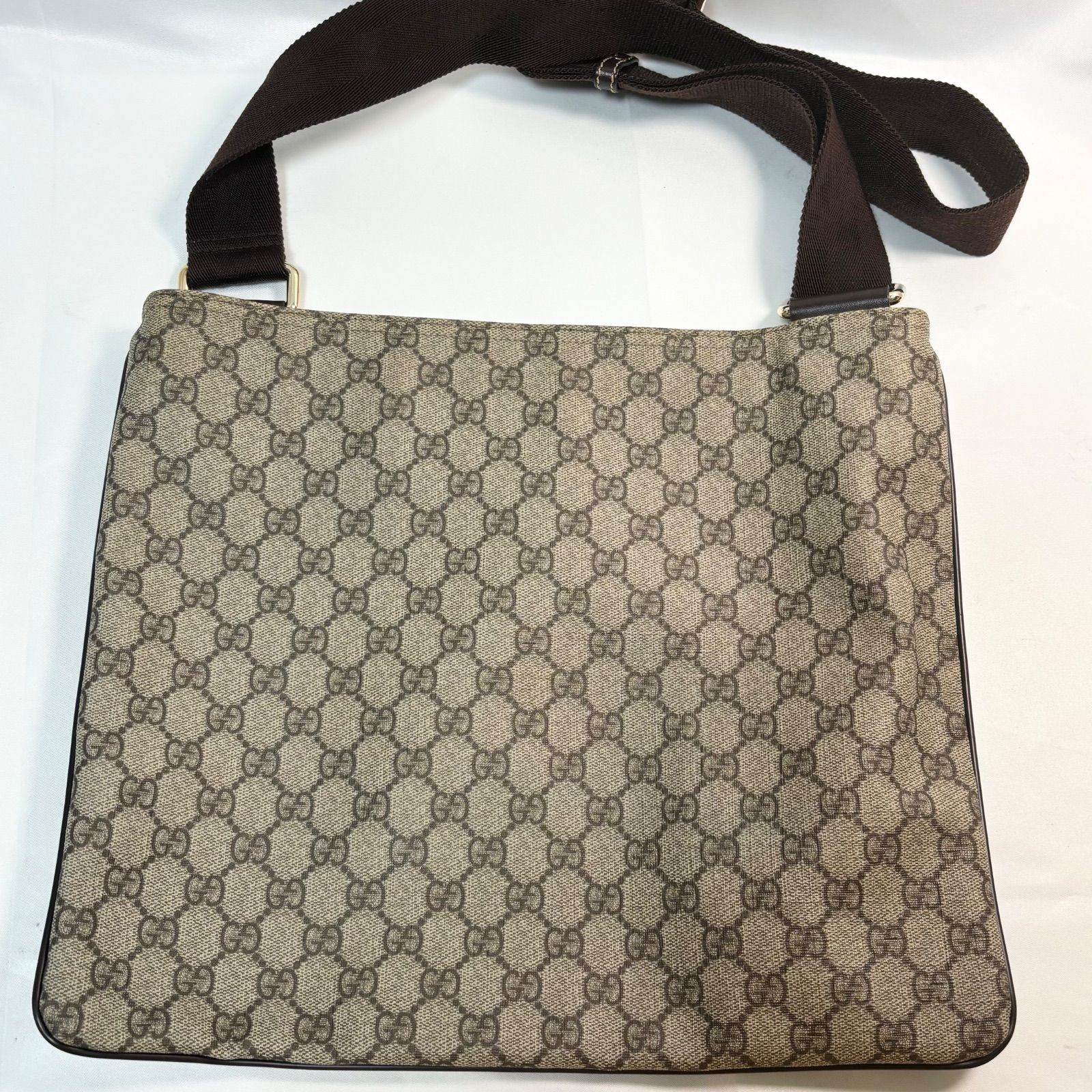 送料無料】GUCCI/グッチ/ショルダーバッグ/GG柄/キャンバス/ブラウン