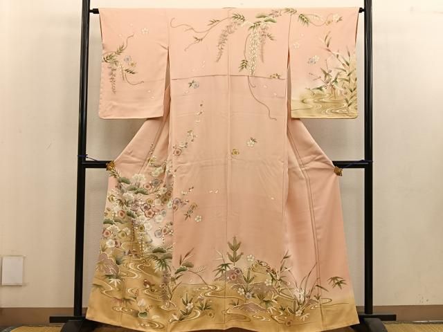 訪問着 螺鈿 鴛鴦に花模様 暈し 深川鼠色 縮緬 金彩 K-4609 訪問着 螺鈿 鴛鴦に花模様 暈し 深川鼠色 縮緬 金彩 K-4609