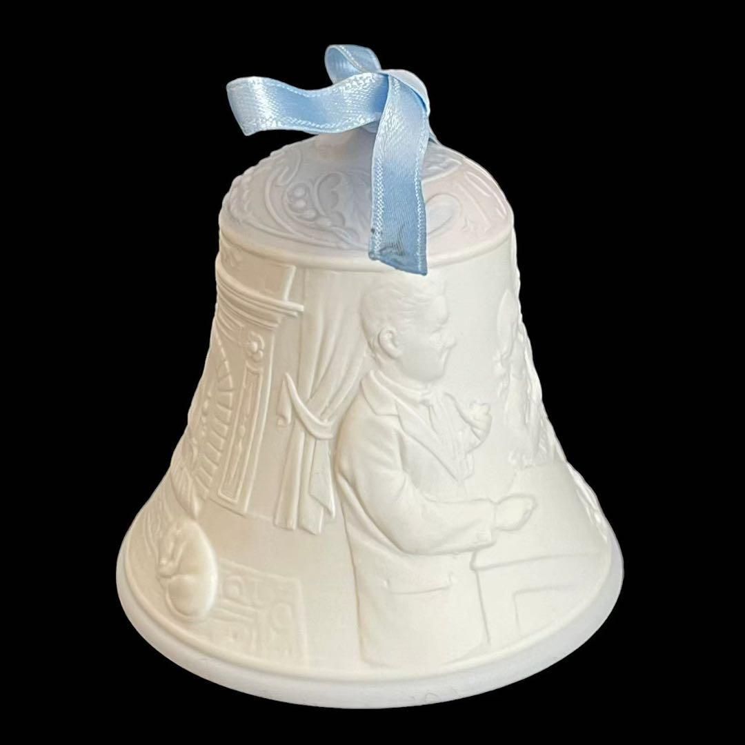LLADRO リヤドロ クリスマスベル 1998 ベル 家族 ピアノ 白 水色