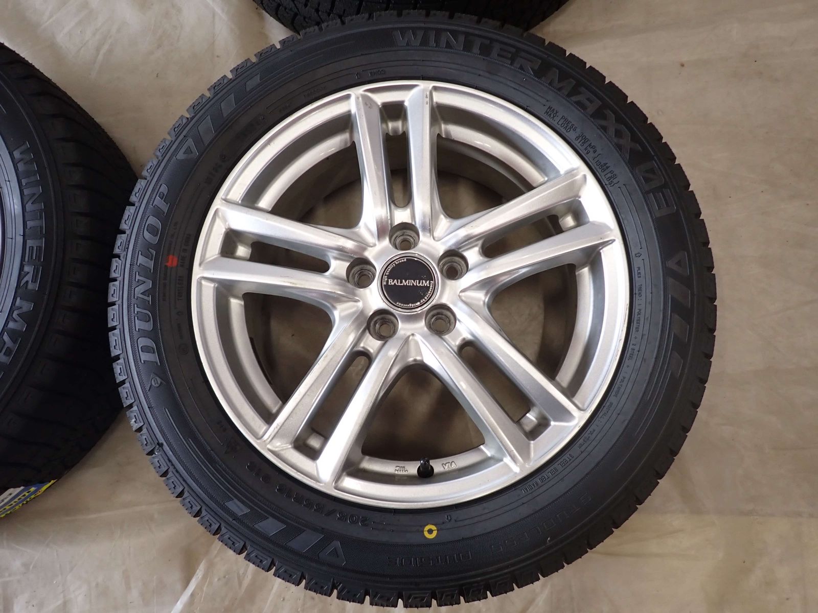 品質保証、最安値に挑戦！ 冬 製 4本 会社宛 205 55R16×6.5J 91S ダンロップ WINTER MAXX WM03 アルミ プリウス カローラ インプ PCD100 NO D6308 女性らしい