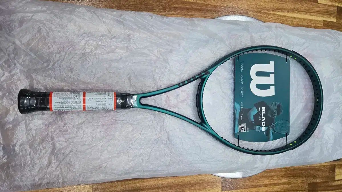 Wilson blade98 v7 16×19 グリップ2 rtw-blade-98-16x19-