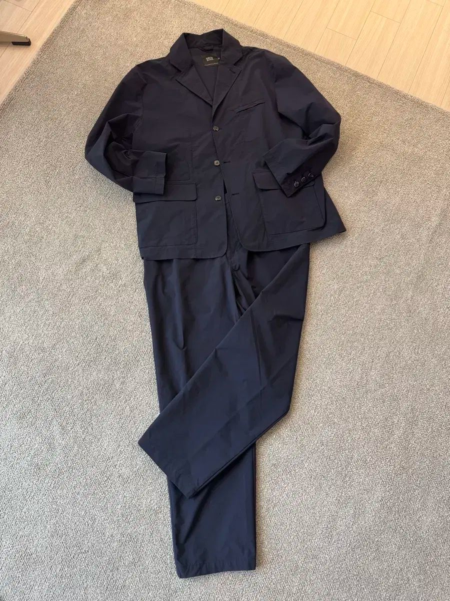 ディミトリブラック ナイロン セットアップ