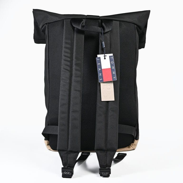   JEANS ブラック リュック【ふみ】 高品質ヨーロッパ輸入モデル トミーヒルフィガー TOMMY HILFIGER