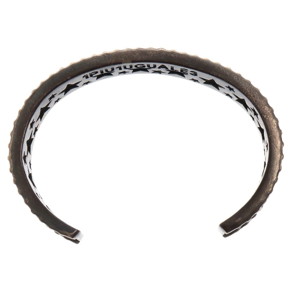 CODY SANDERSON (コディーサンダーソン) ×1 piu 1 uguale3 ウノピゥ