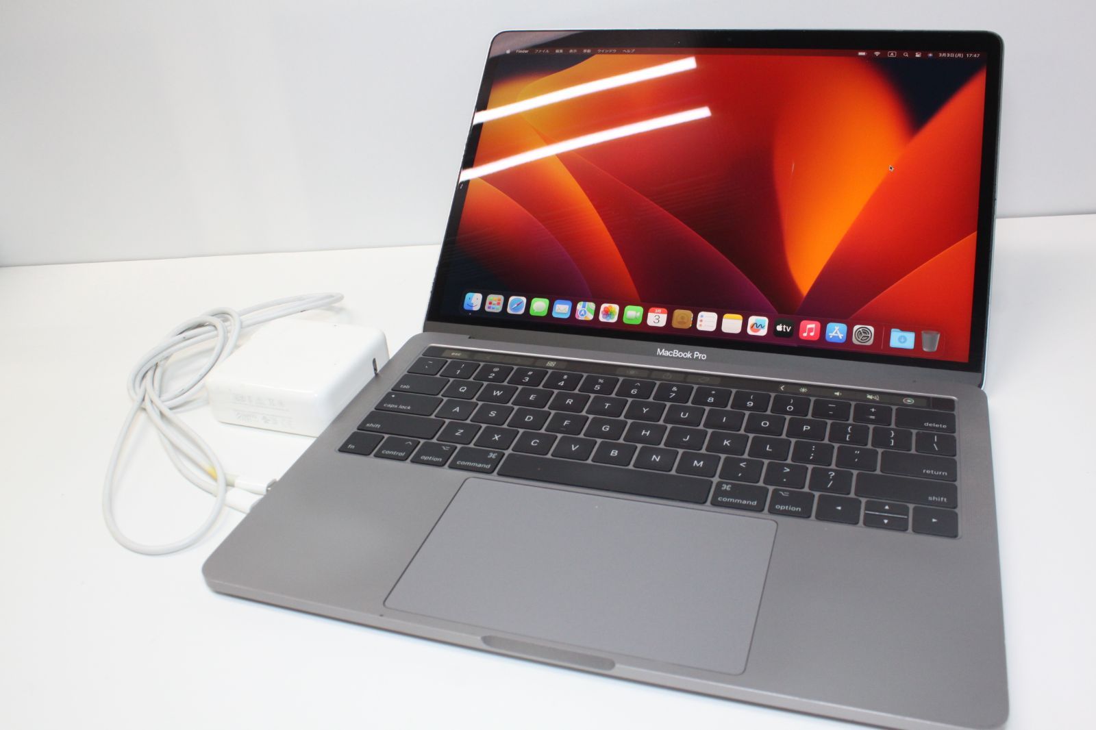 MacBook Pro（13インチ,2017,Thunderbolt 3ポートx 4）256GB/16GB