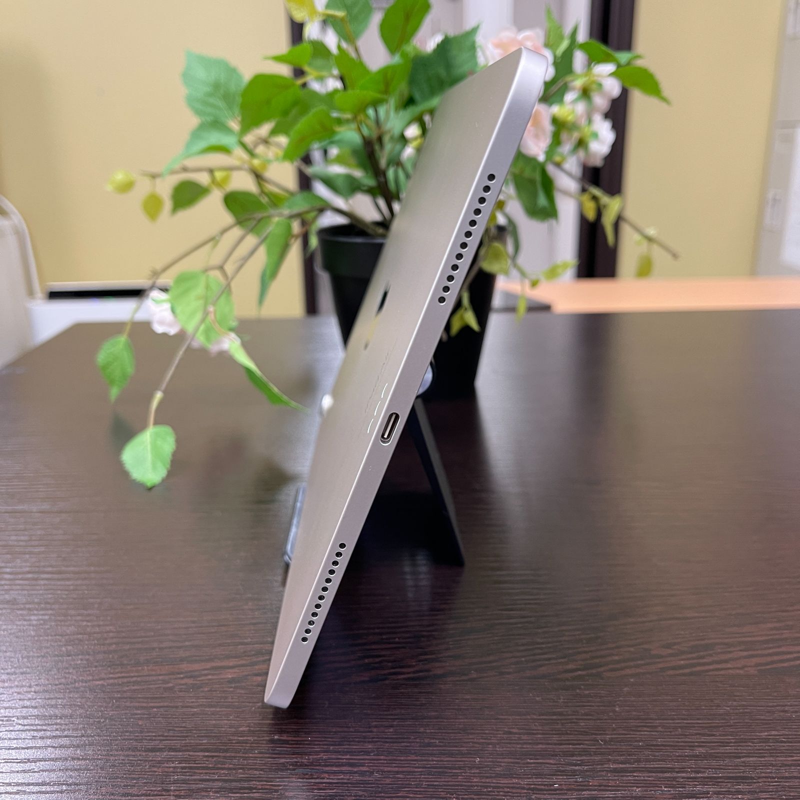 11インチiPad Air（M2）256GB スターライト Wi-Fiモデル - メルカリ