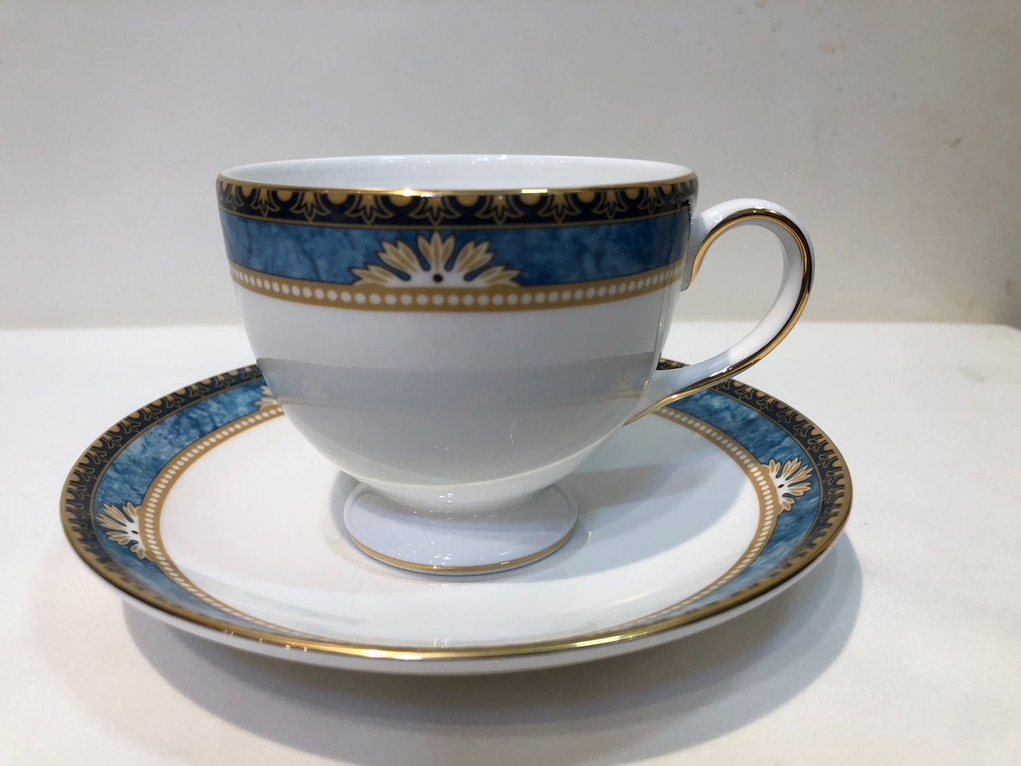 【美品】Wedgwood ウエッジウッド CURZON カーゾン カップ&ソーサー　2客セット　G