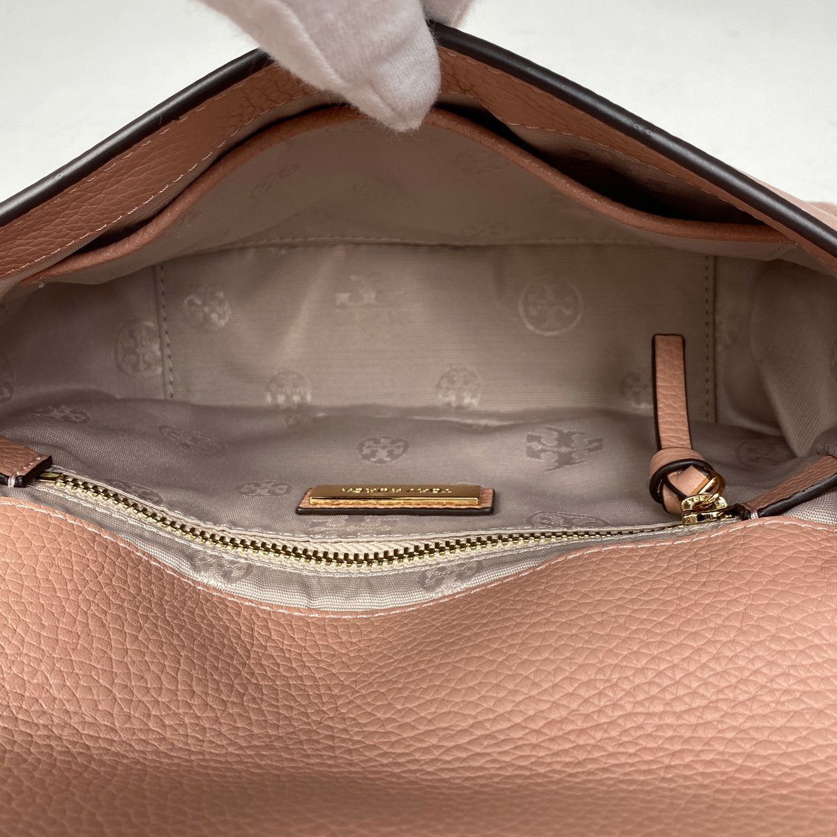 トリーバーチ Tory Burch ロゴ ショルダーバッグ フリンジ