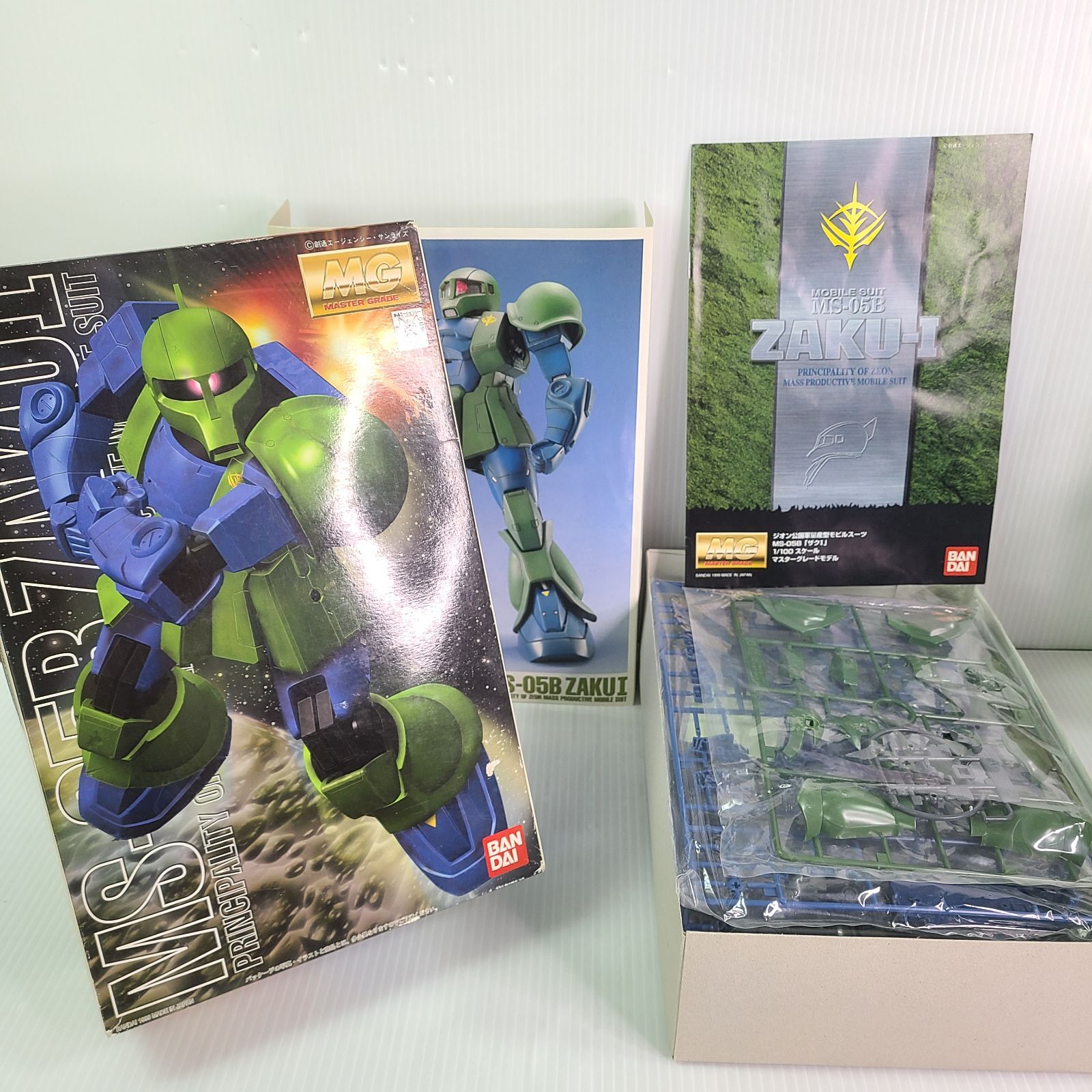 MG 1/100 ジオン公国軍量産型モビルスーツ MS-05B 「 ザクⅠ
