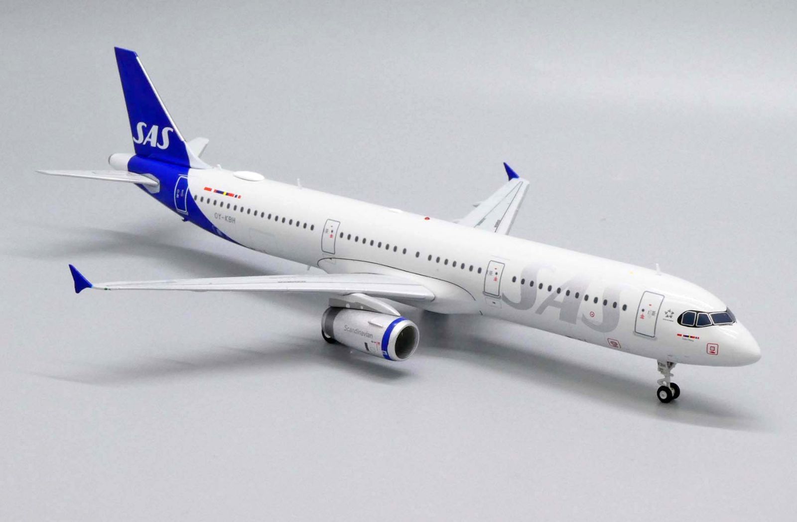 Jcwings スカンジナビア航空 A321 OY-KBH 1/200 - Aircraftmodels777