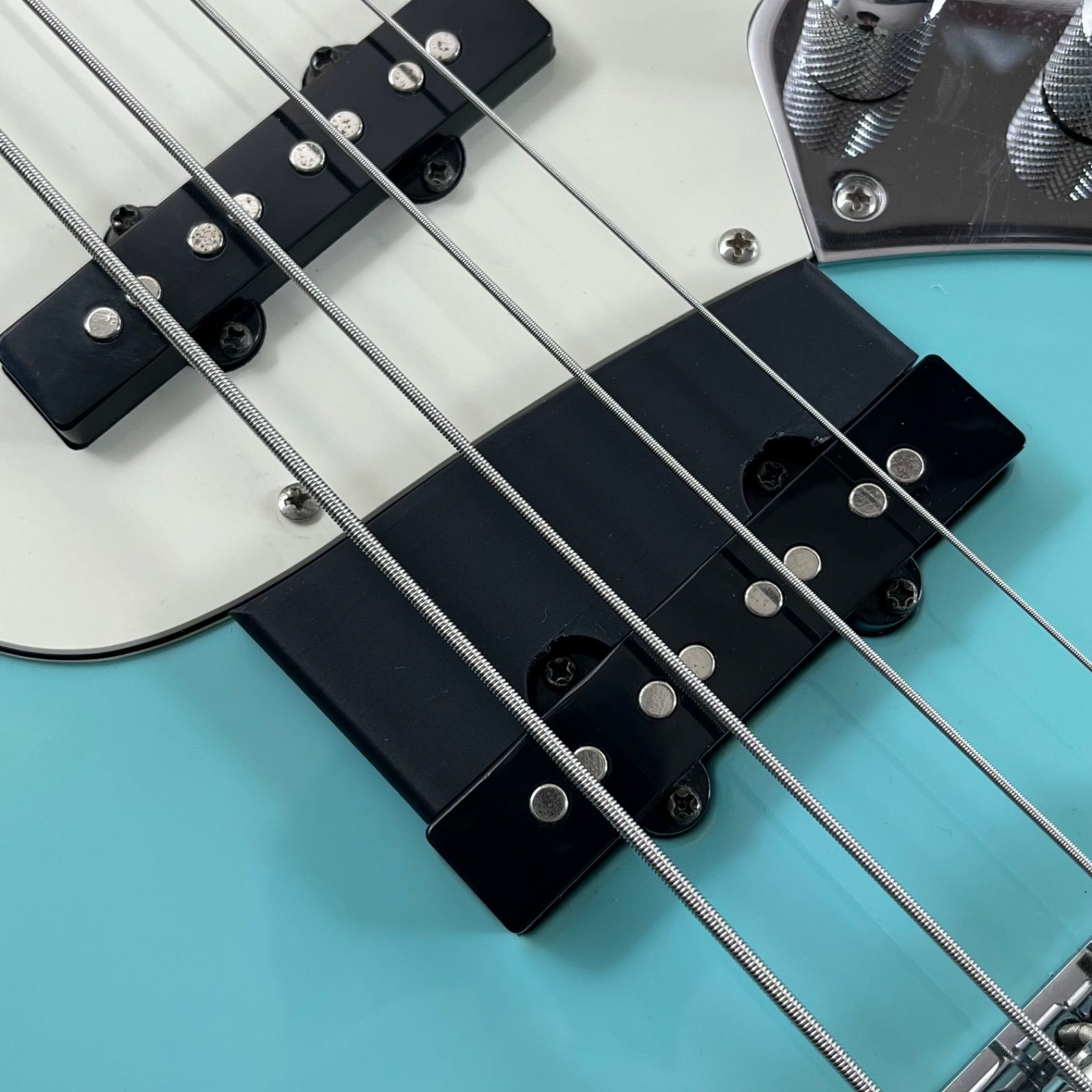 高さ調整可能なフィンガーランプ - リア側 / Fender系 60's Jazz Bass