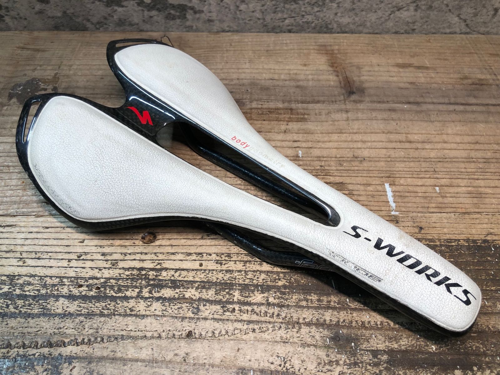 JH123 スペシャライズド SPECIALIZED S-WORKS TOUPE サドル 白