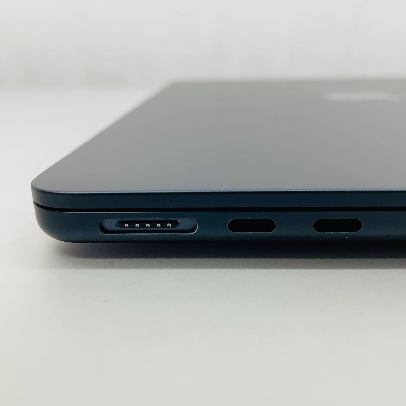 MacBook Air M2 8G 256GSSD 13インチ　バッテリー91% Amazon.co.jp: 【整備済み品】Apple MacBook Air M2 2022 (13インチ