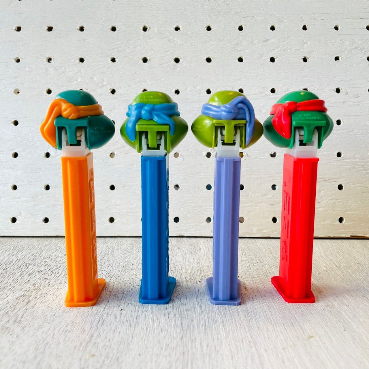 タートルズ PEZ 4Ｐコンプリート-ﾃｨｰﾝｴｲｼﾞ・ﾐｭｰﾀﾝﾄ・ﾆﾝｼﾞｬ・ﾀｰﾄﾙｽﾞ