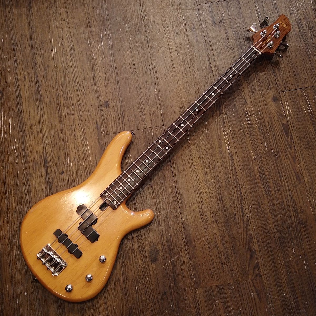 YAMAHA ベース(motion-b MB-40)　バッグ付き 販売売り YAMAHA ベース(motion-b MB-40) バッグ付き 【公式通販】