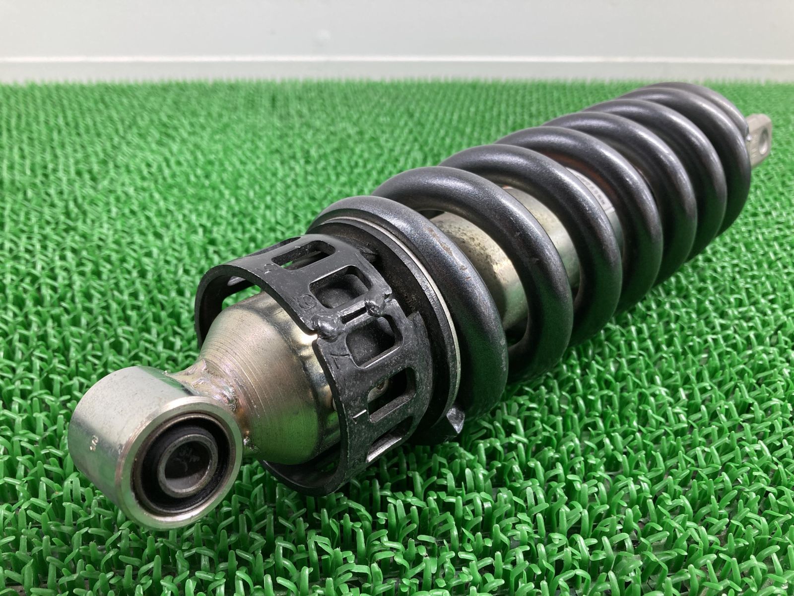 バンディット1250F リアサスペンション スズキ 純正 中古 バイク 部品