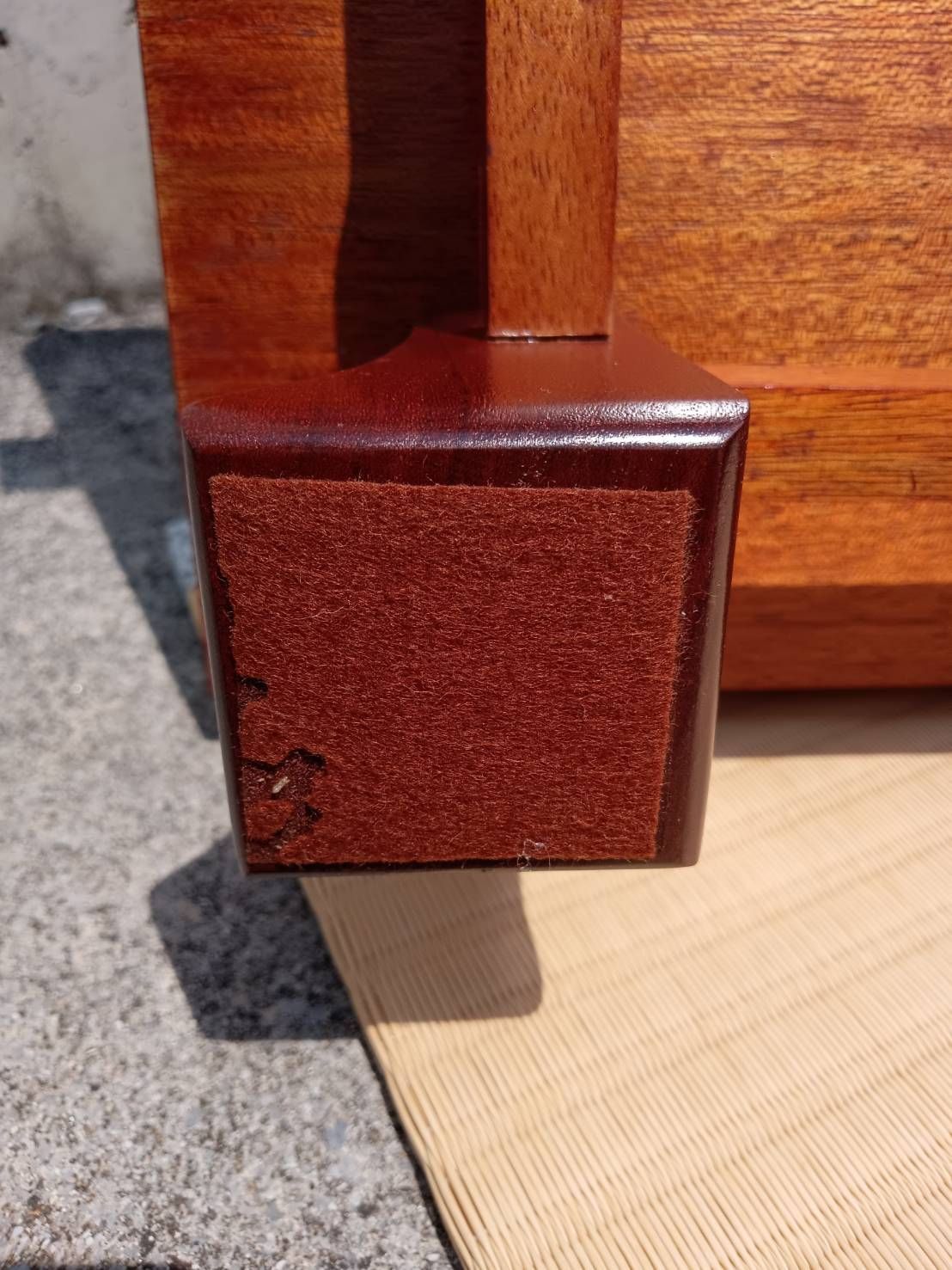 カリン（天然木） 飾り台 花梨 天然木 一枚板 瘤 瘤杢 花台 座