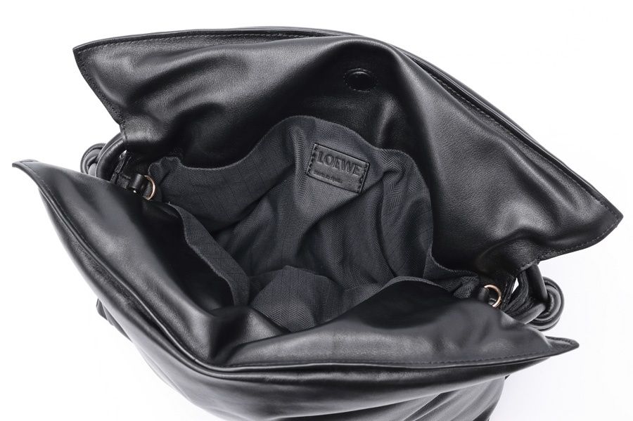 ロエベ / LOEWE　パファー フラメンコ クラッチ / ショルダーバッグ　A411FC1X67　レザー　ブラック 【中古】 商品番号 S-158476 LOEWE - ロエベ / LOEWE パファー フラメンコ クラッチ / ショルダー