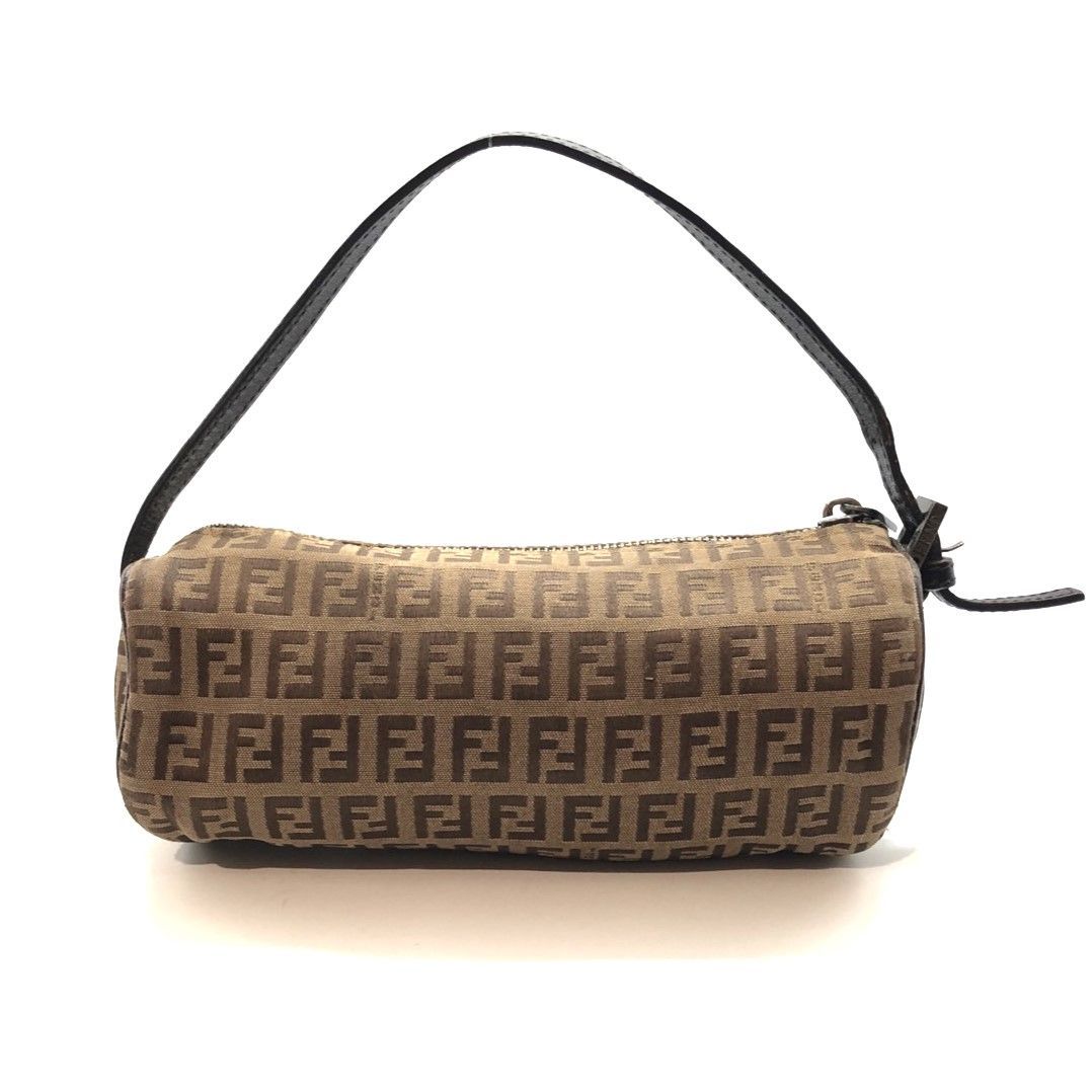 専用❗️美品♡FENDI ✨フェンディ　アクセサリーポーチ ズッカ柄 FF 筒型 良品✨FENDI フェンディ アクセサリーポーチ 化粧ポーチ ズッカ柄 FF柄