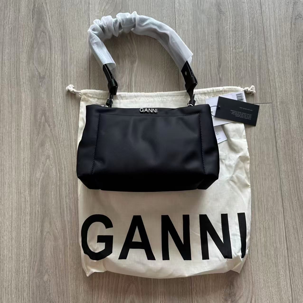 GANNI Pillow ピロー ミディアム バゲット ショルダー - メルカリ
