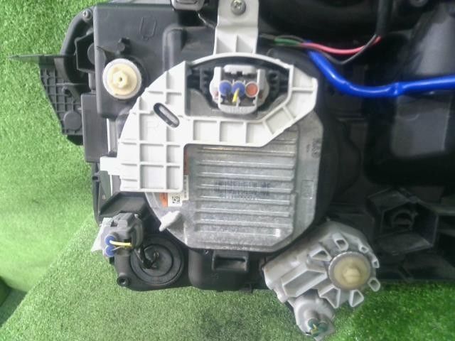 現状渡し ソリオ DAA-MA36S 右 ヘッドランプ ヘッドライト ASSY ハイブリッドMZ K12C ZVS 35120-81P60 人気ブランドも送料無料！