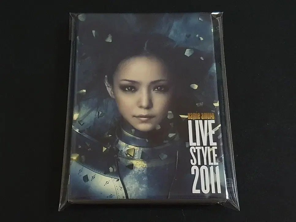 安室奈美恵 DVD Blu-ray Live映像 Amazon.co.jp: 【メーカー特典あり