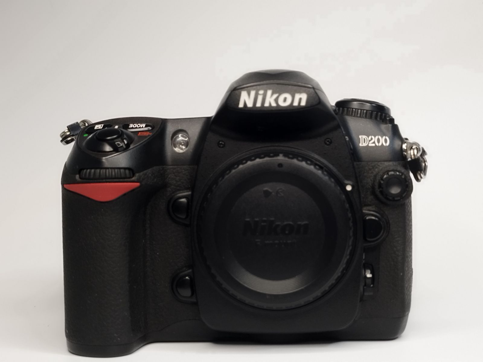 ジャンク】Nikon D200 デジタル一眼レフカメラ バッテリー付き