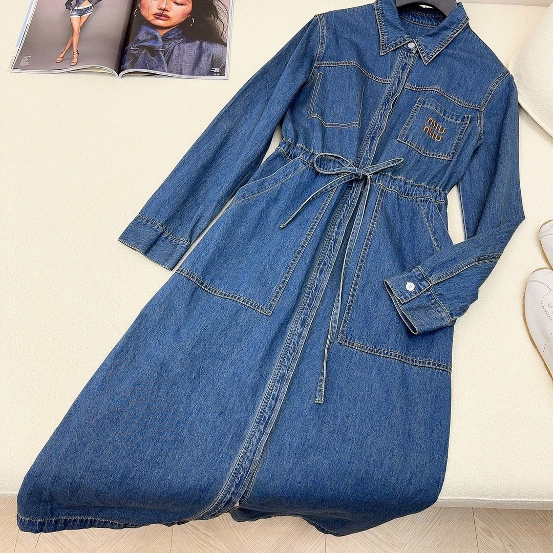 Miu Miu♡デニムロゴワンピース