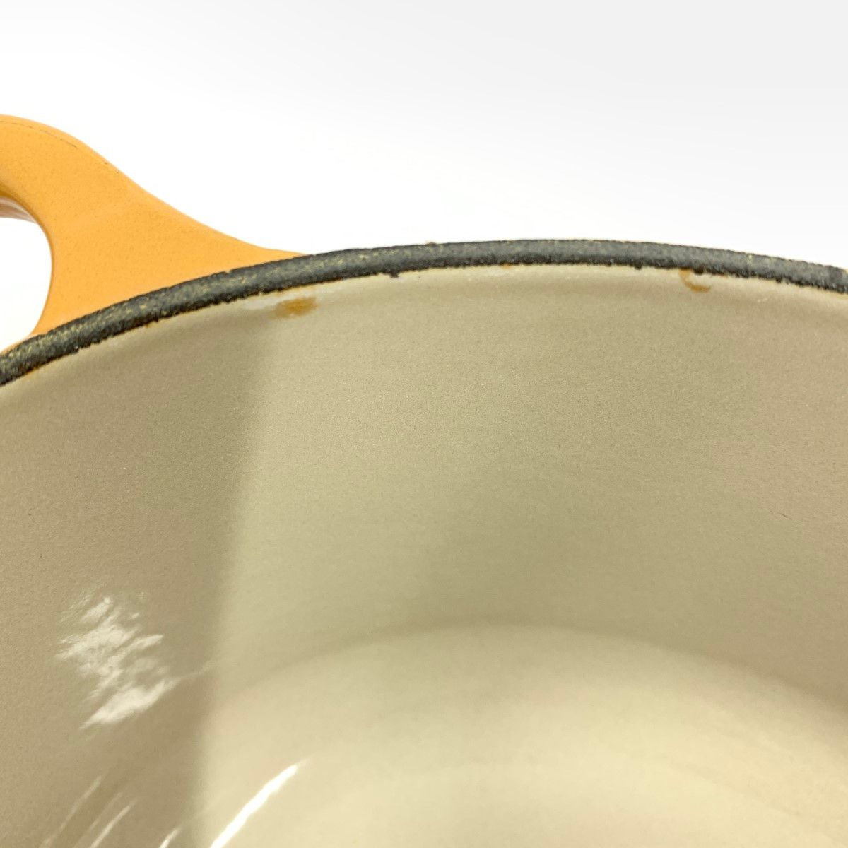 LE CREUSET ルクルーゼ ココットオーバル 両手鍋 23cm 箱無 サフラン