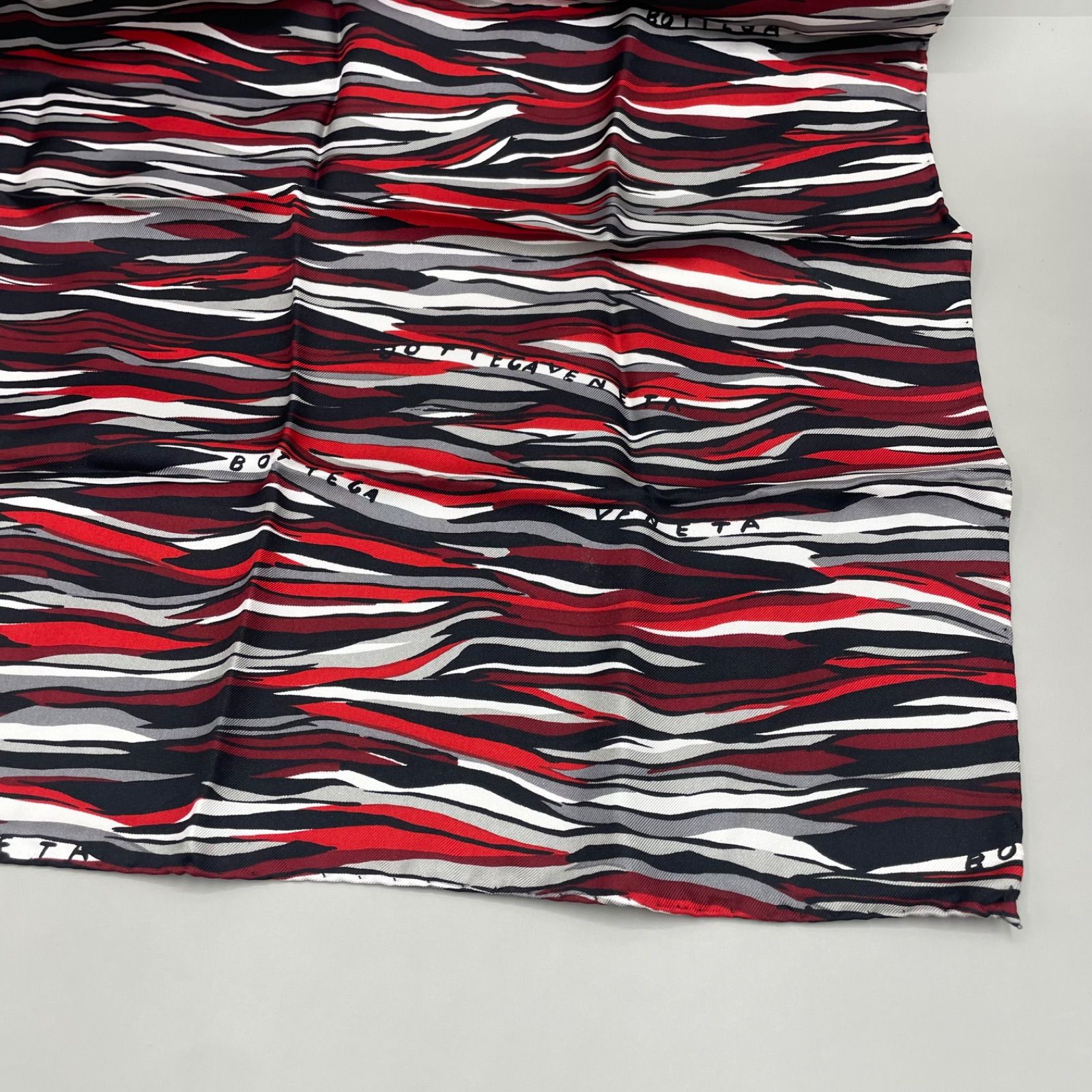 未使用級 希少 BOTTEGA VENETA ボッテガヴェネタ スカーフ ハンカチ