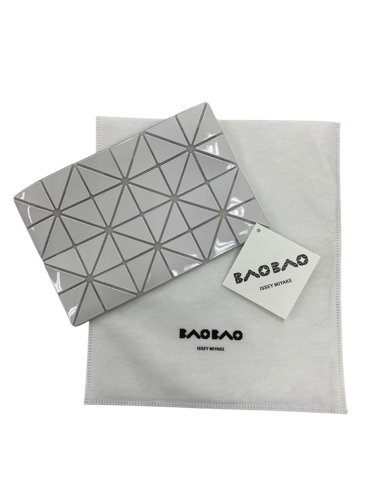 バオバオイッセイミヤケ LUCENT ONE-TONE Pouch BB56AG625 グレー IT4Y03B9SJ30