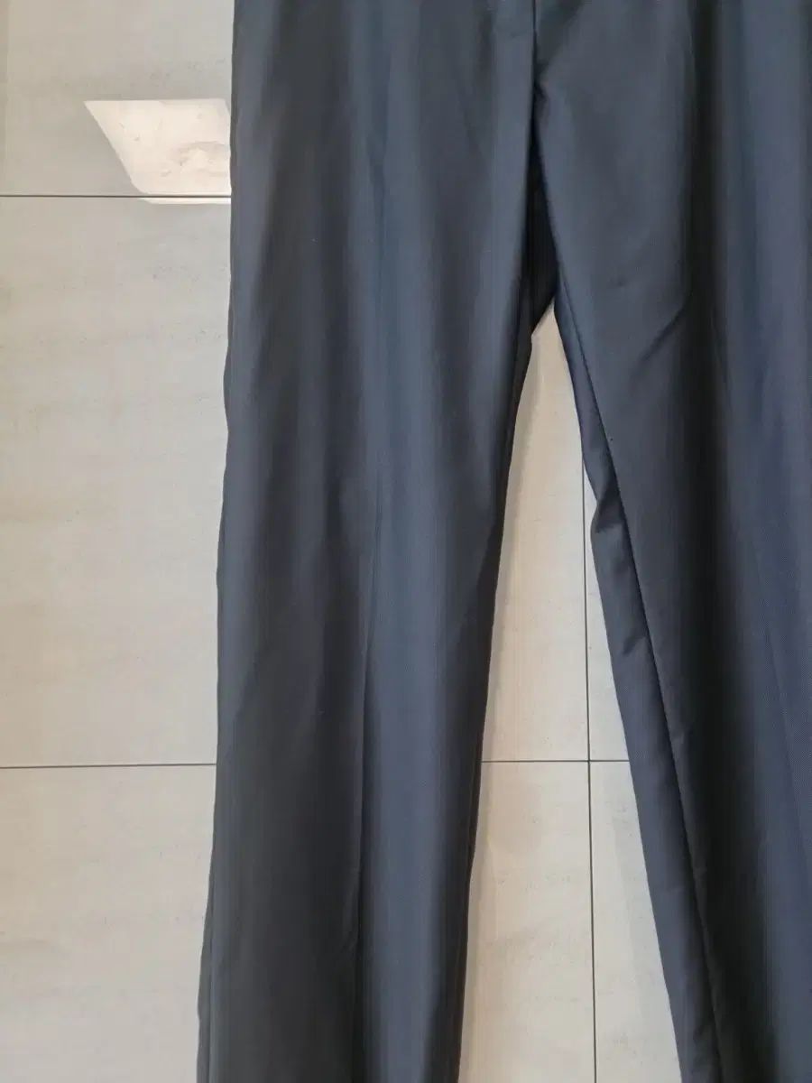 アンド バレリー