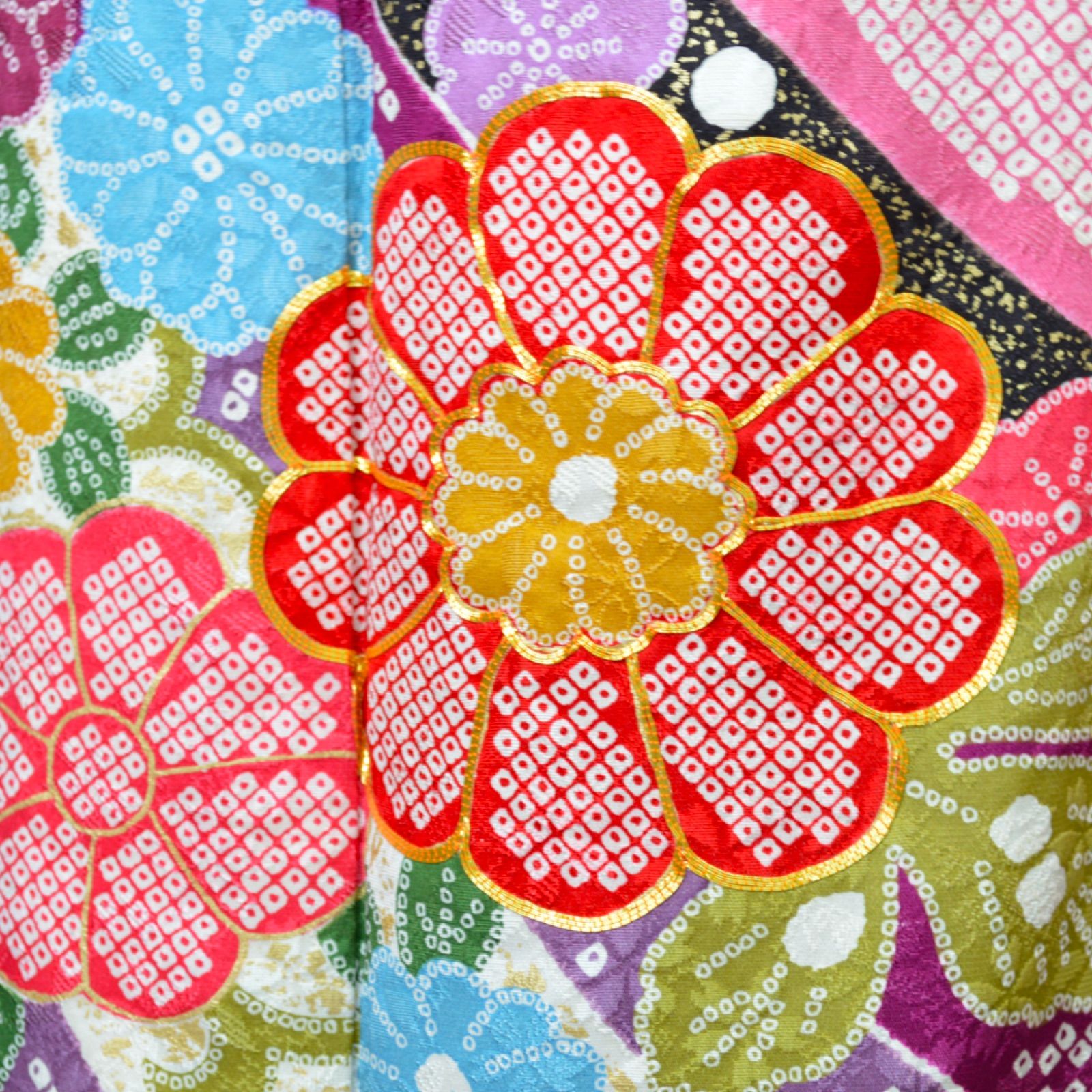 美品》正絹 振袖フルセット S〜Mサイズ 成人式 金駒刺繍 赤地 鶴 個性