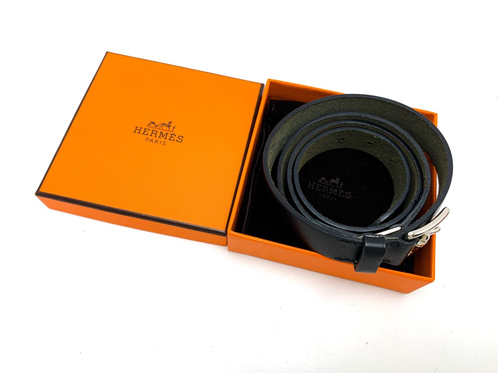 エルメス　HERMES   エトリヴィエール　ベルト　ブラック✖️シルバー　　70 HERMES エルメス 黒 ブラック シルバー金具 ベルト エト