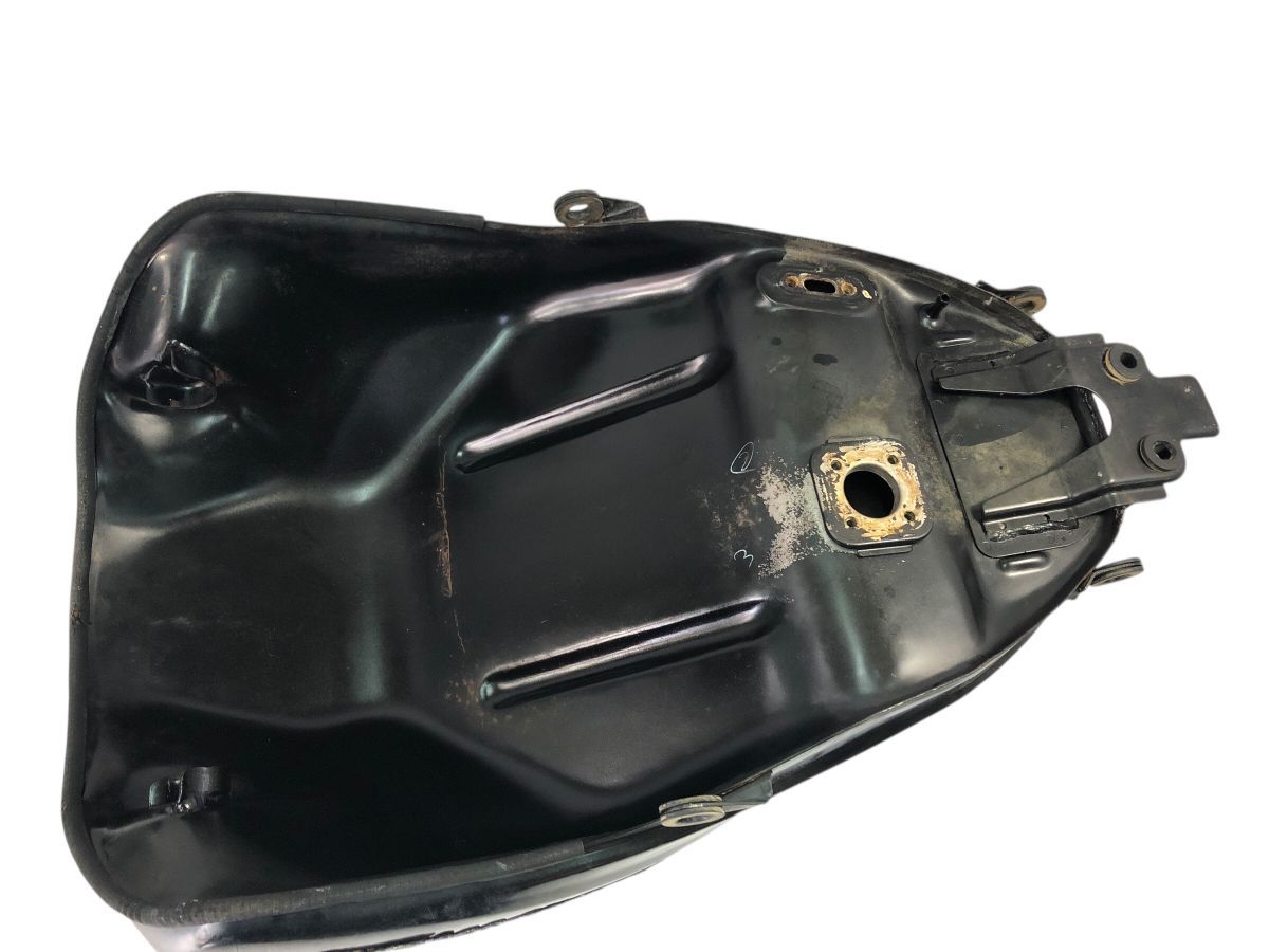 ジャンク品】カワサキ ZRX1100のタンク？ ジャンク品】カワサキ