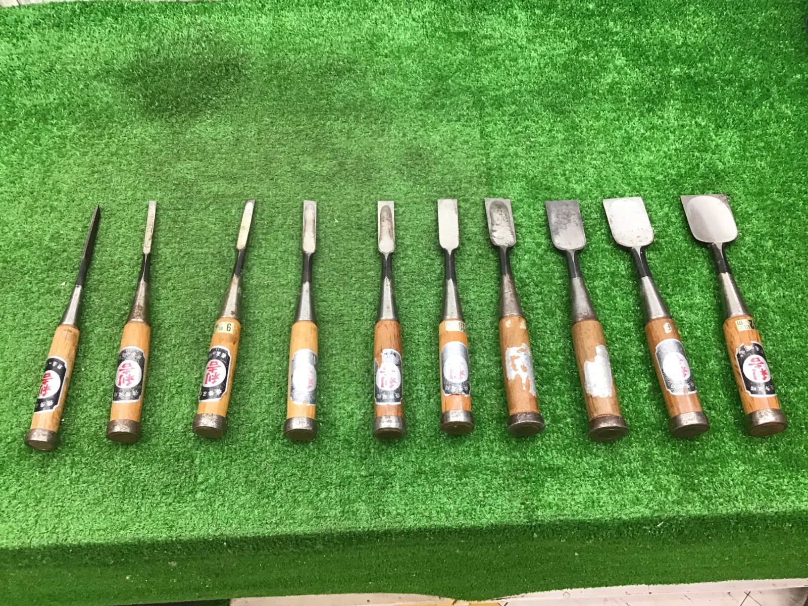 Bランク 利吉 鑿10本セット 多少刃こぼれあり アクトツール富山店 Y5