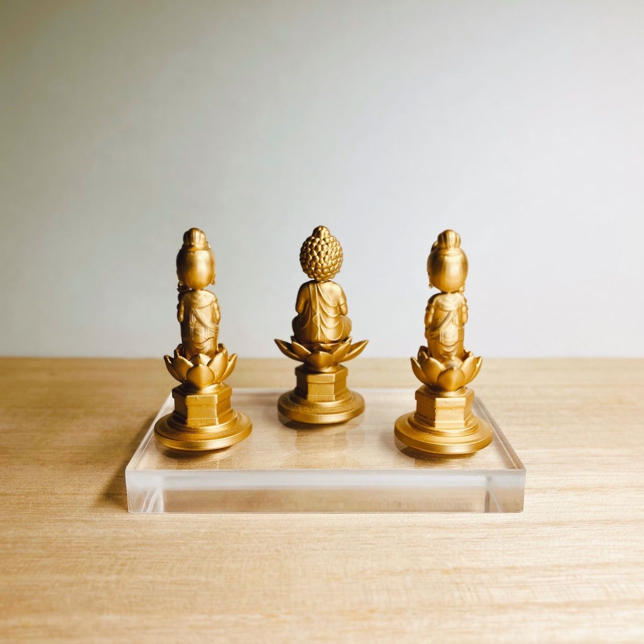 セール・匿名配送】 座像 総高さ約25 一面六臂 神像 仏像 坐像 仏像