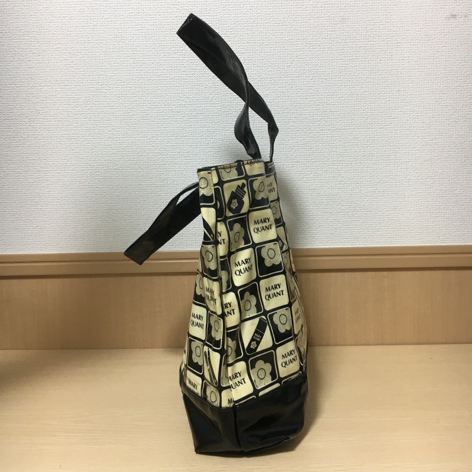 MARY QUANT マリークワント トートバッグ ポーチ付 裏地デイジー