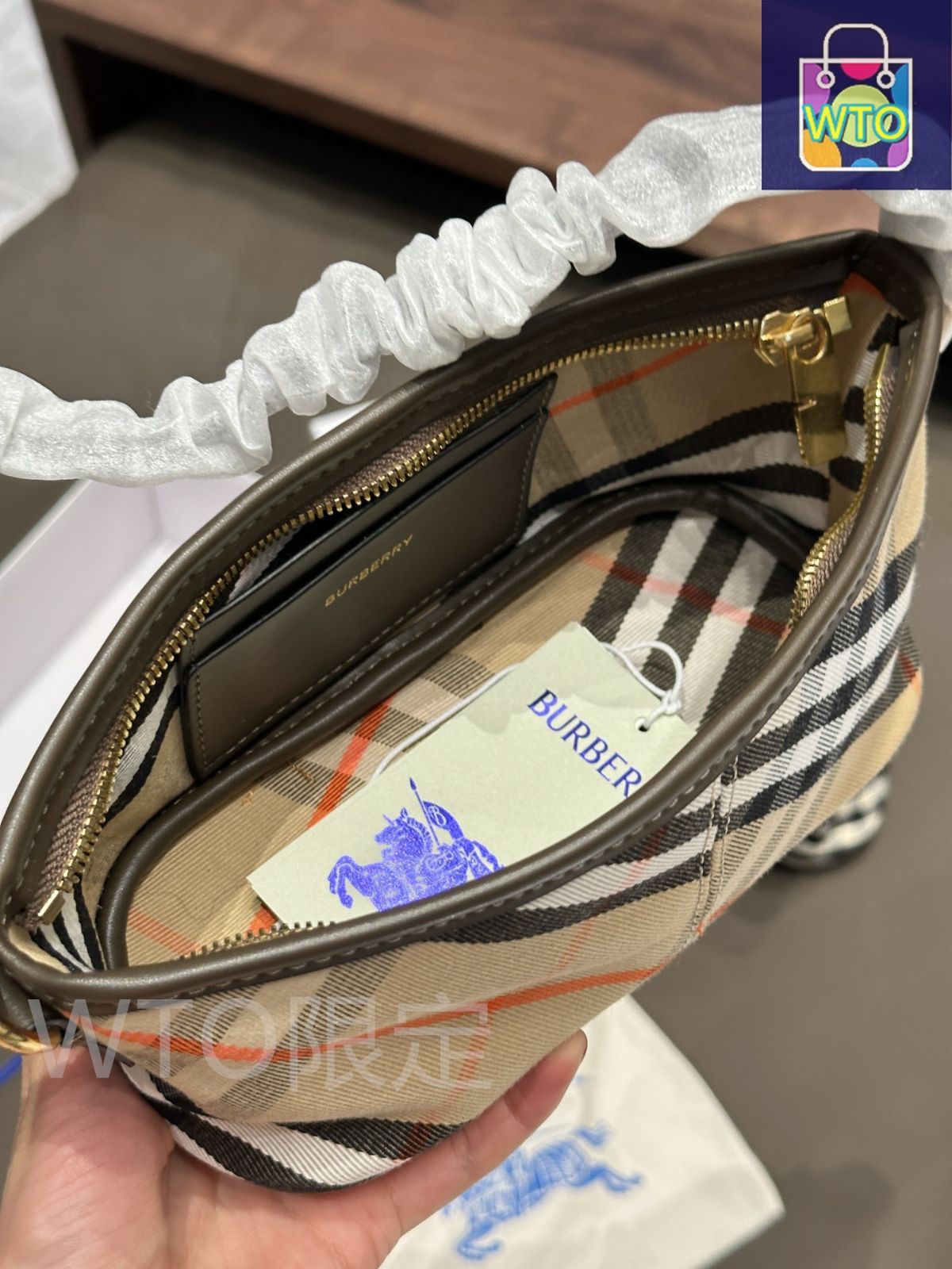 今日特価】Burberry バーバリー レディースミニアームバッグ新作