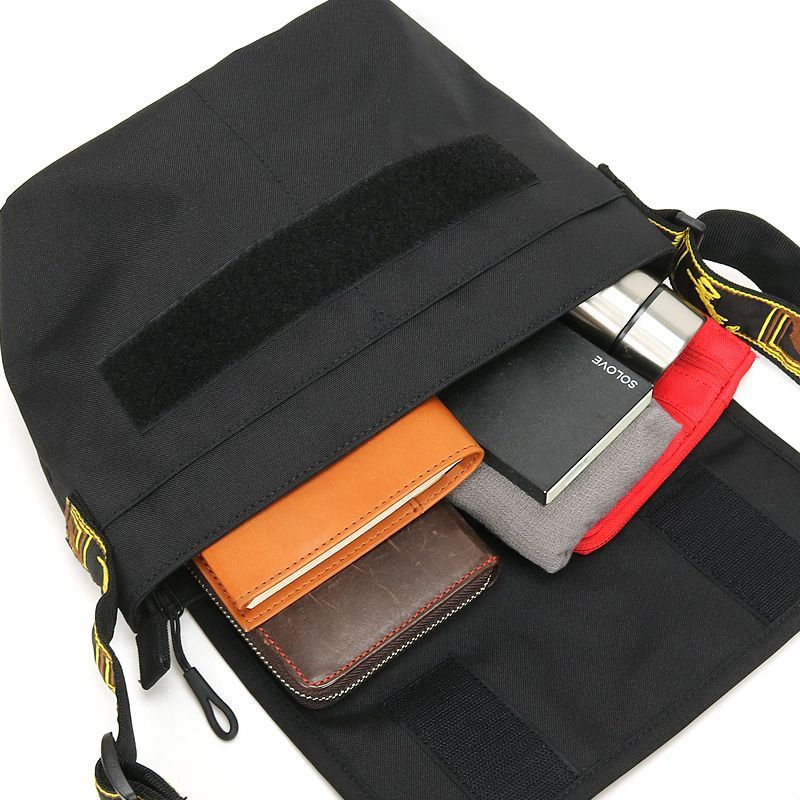 新品 フェンダー ミニショルダーバッグ 950-6052 - メルカリ