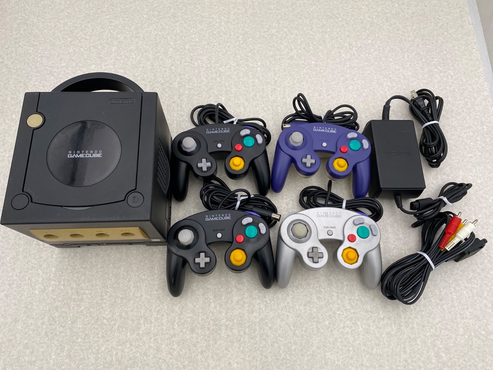 ゲームキューブ 本体 ブラック 動作品 コントローラー4点 ゲームボーイプレイヤー付き