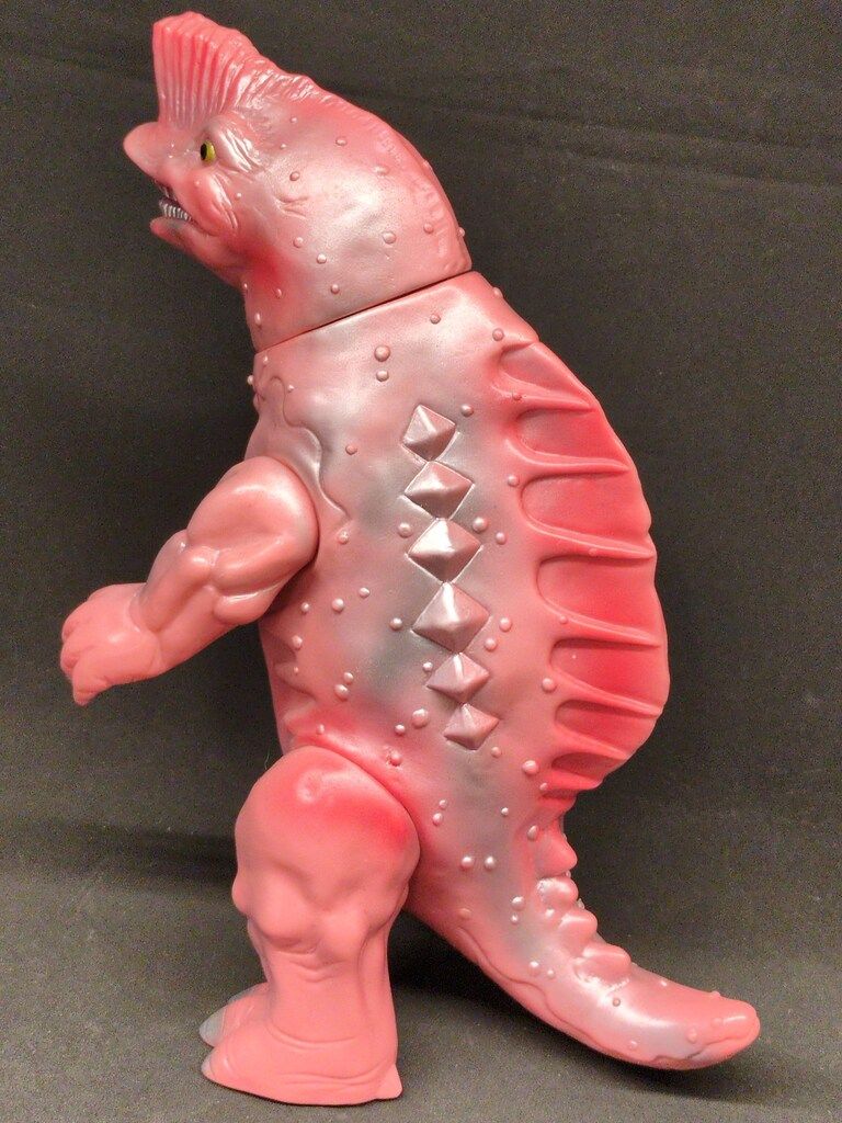 ソフビベアモデル製　ガヴァドンB ガヴァドンB ソフビ スタンダード ウルトラマン ベアモデル